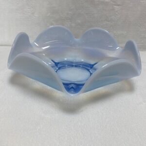 VTG Duncan & Miller Opalescent Blue Glass Bowl Ruffle Edge Trinket‎ Jewelry Dish